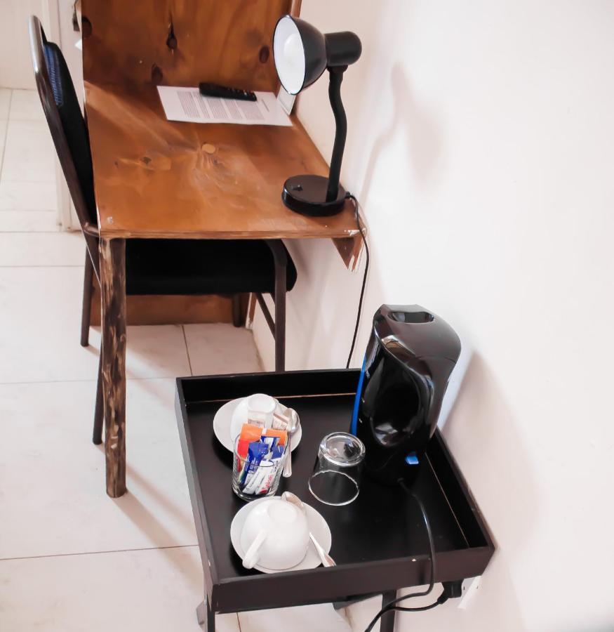 Leeville Guesthouse Kasane Ngoại thất bức ảnh