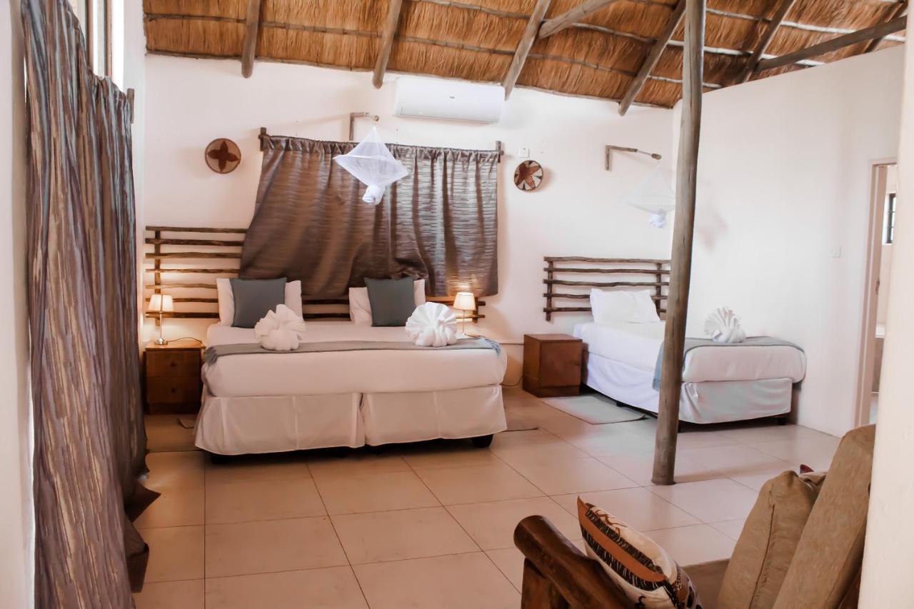 Leeville Guesthouse Kasane Ngoại thất bức ảnh